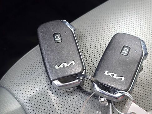 Used 2023 Kia Sportage X-Line w/ X-Line Premium Package AWD/4WD image 24