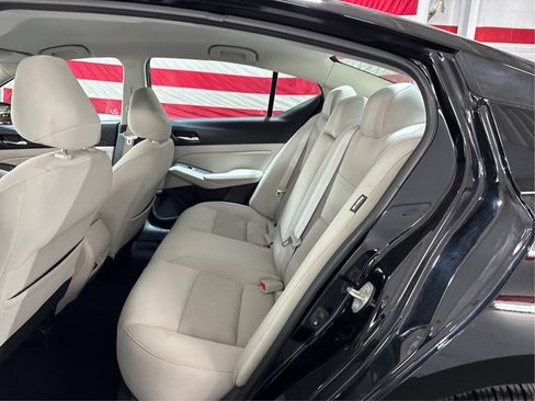 Used 2020 Nissan Altima 2.5 S FWD image 10