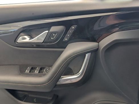 Used 2019 Chevrolet Blazer Premier w/ Sun and Wheels Package AWD/4WD image 27