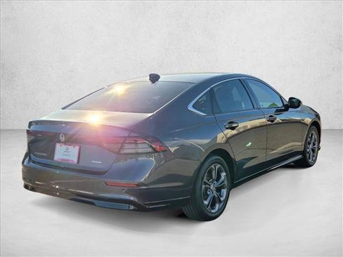 Used 2025 Honda Accord EX-L image 5