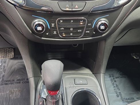 Used 2024 Chevrolet Equinox RS image 22