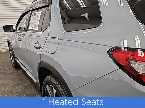 Used 2023 Honda Pilot Elite image 7