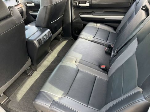 Used 2018 Toyota Tundra Limited w/ Limited Premium Package AWD/4WD image 31
