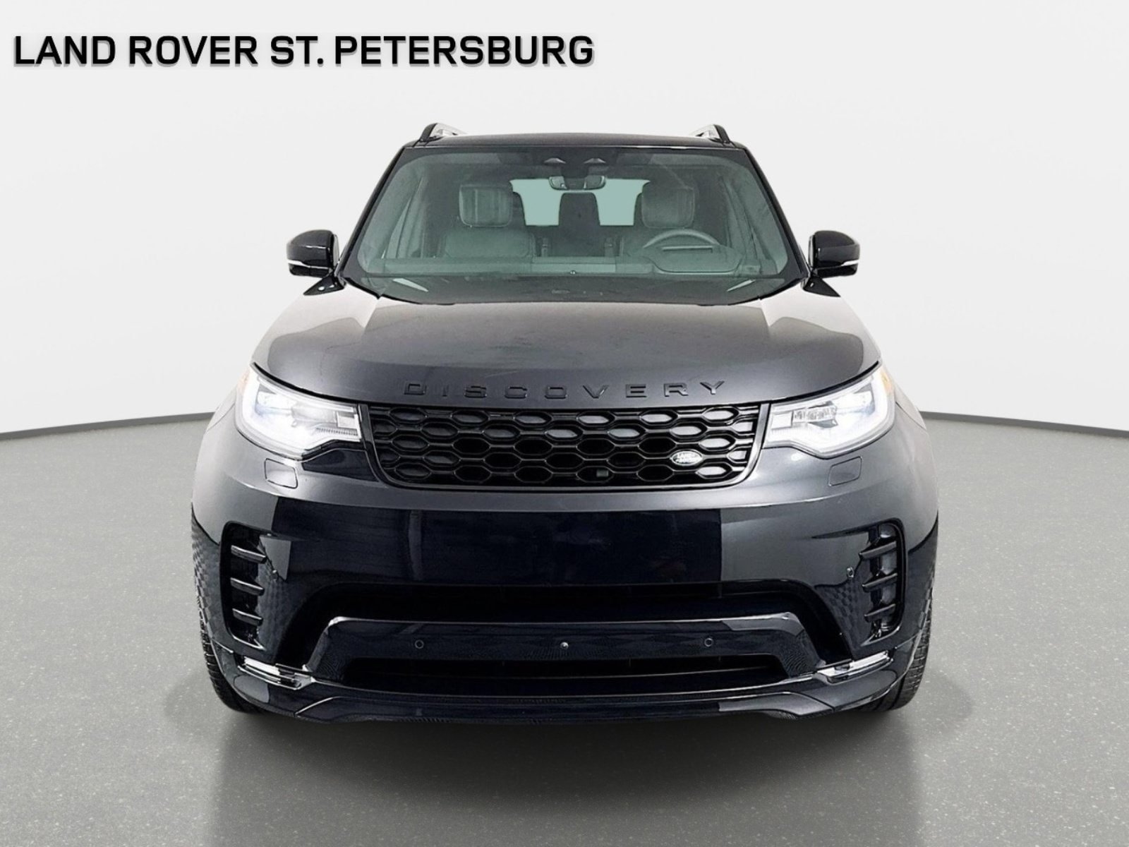 Used 2026 Land Rover Discovery Dynamic SE AWD/4WD image 2