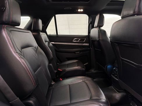 Used 2019 Ford Explorer Sport w/ Equipment Group 401A image 31