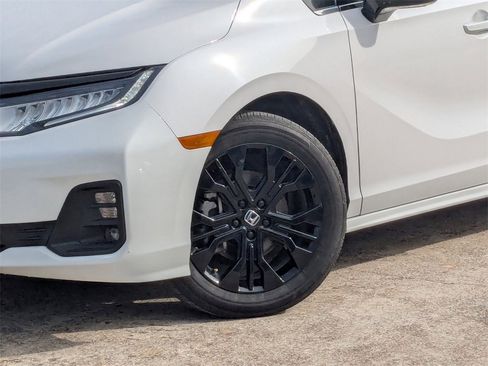 Used 2025 Honda Odyssey Sport-L image 32