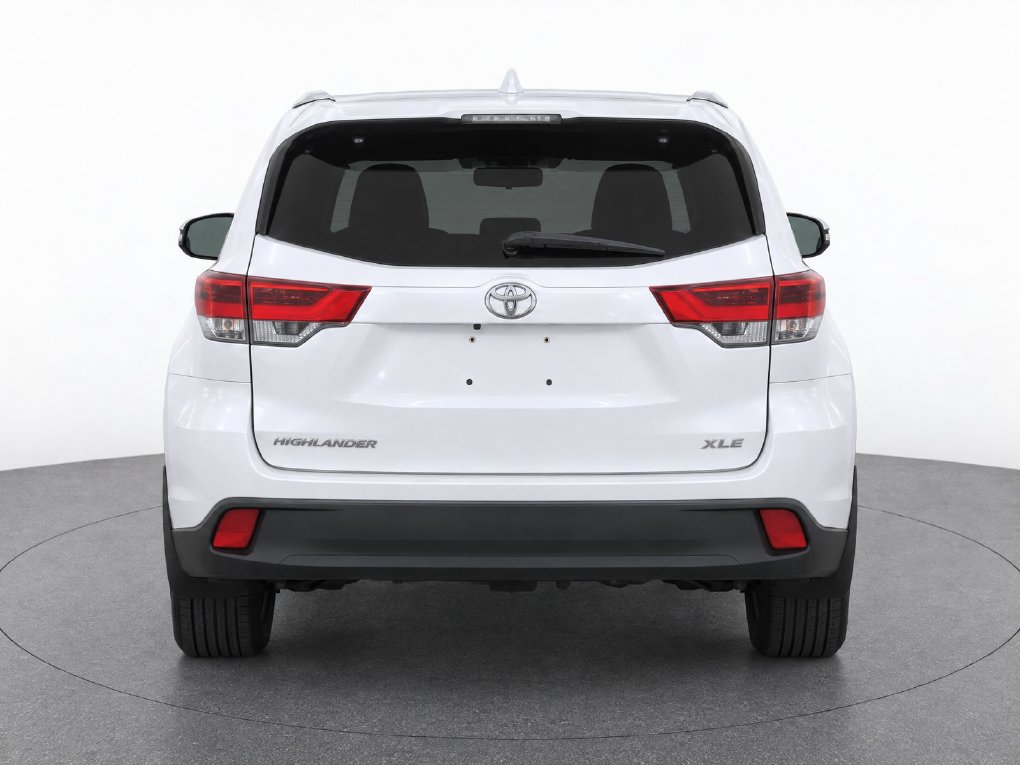 Used 2017 Toyota Highlander XLE FWD image 10