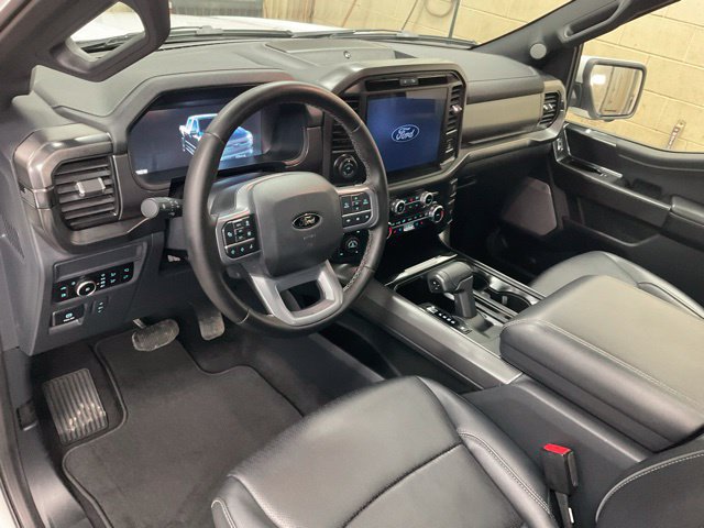 Used 2025 Ford F150 Lariat AWD/4WD image 6