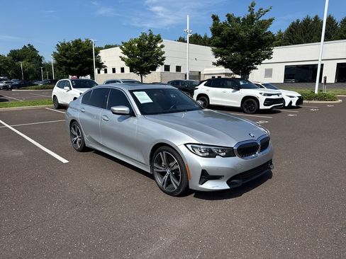 Used 2019 BMW 330i xDrive Sedan w/ Driving Assistance Package AWD/4WD image 7