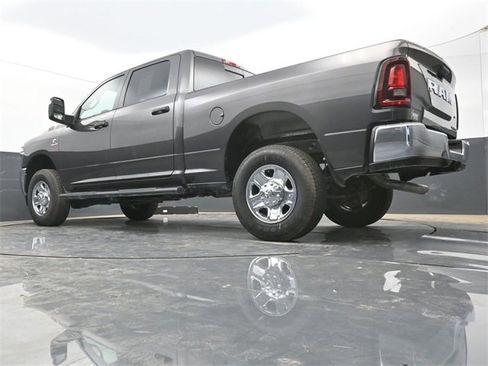 New 2025 RAM 2500 Tradesman image 40