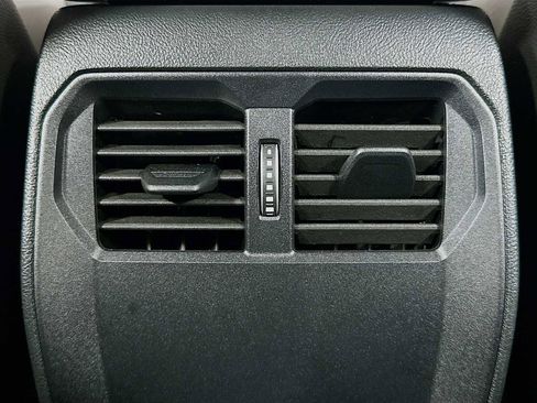 Used 2025 BMW M4 Competition image 24