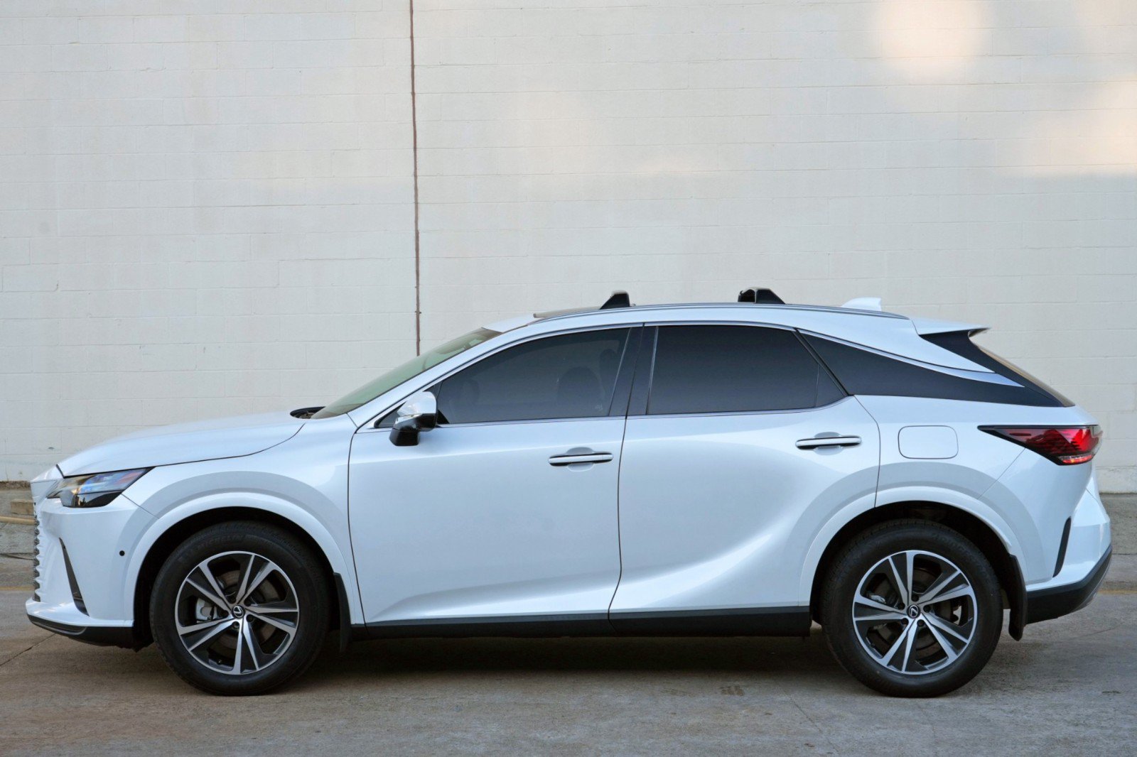 Used 2024 Lexus RX 350h w/ Convenience Package AWD/4WD image 51