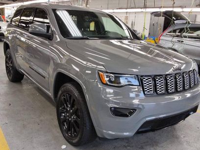 Used 2022 Jeep Grand Cherokee Laredo X