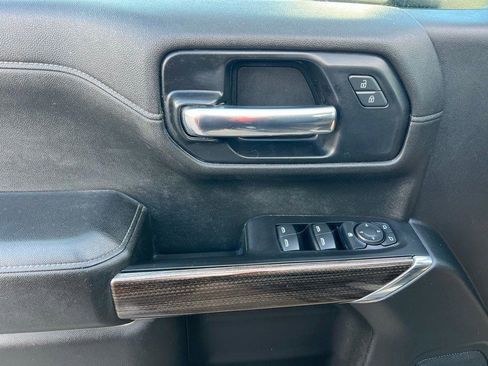 Used 2021 Chevrolet Silverado 1500 LT image 16