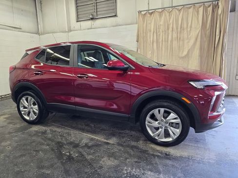 Used 2024 Buick Encore GX Preferred image 6