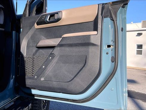 Used 2022 Ford Bronco Wildtrak image 23