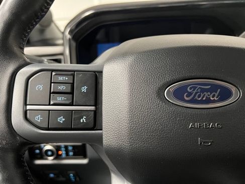 Used 2024 Ford F350 Lariat w/ Black Appearance Package AWD/4WD image 30