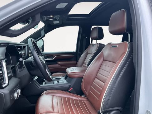 Used 2024 GMC Sierra 3500 Denali Ultimate image 11