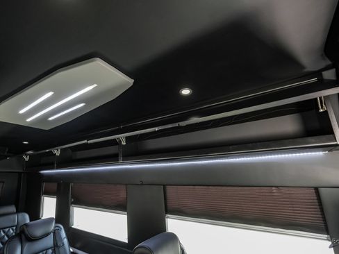 Used 2022 Mercedes-Benz Sprinter 2500 image 98