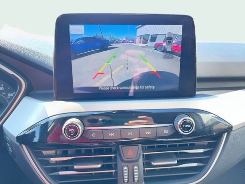 Used 2022 Ford Escape SEL image 24