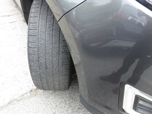 Used 2017 Ford Edge Titanium image 34