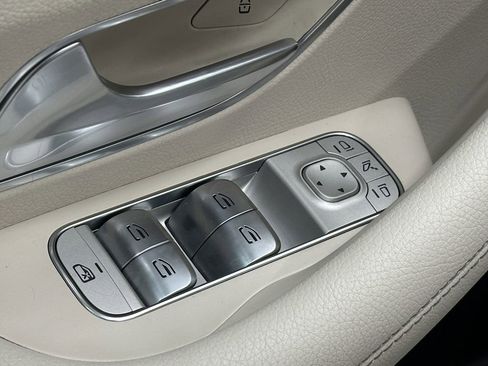 Certified 2021 Mercedes-Benz GLE 350 4MATIC w/ Premium Package image 11