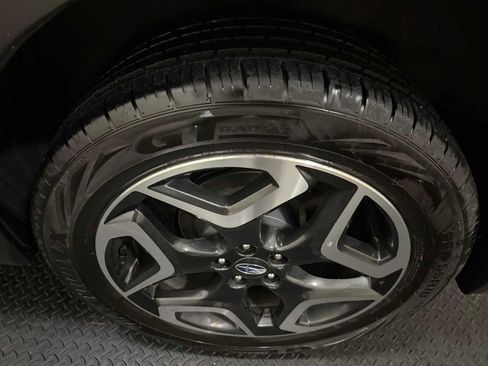 Certified 2020 Subaru Crosstrek 2.0i Limited w/ Popular Package #4 image 9