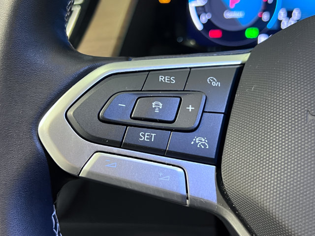 Certified 2026 Volkswagen Atlas SE FWD image 21