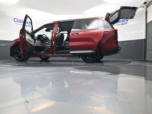 Certified 2024 Kia Carnival SX Prestige image 63