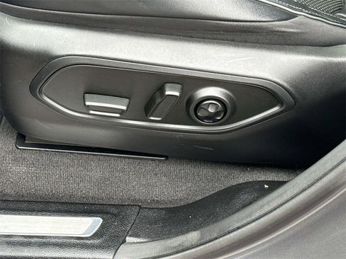 Used 2021 Jeep Grand Cherokee L Overland image 25