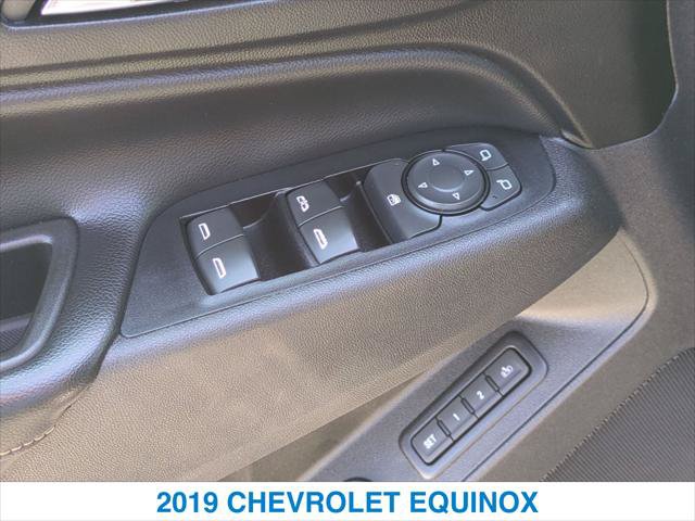 Used 2019 Chevrolet Equinox Premier FWD image 13