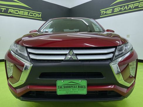 Used 2019 Mitsubishi Eclipse Cross ES image 3