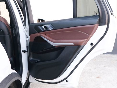 Used 2020 BMW X5 sDrive40i w/ Premium Package image 28