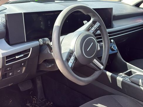 Used 2025 Hyundai Sonata SEL image 9