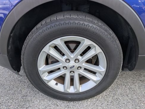 Used 2015 Ford Explorer FWD image 11