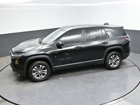 Used 2025 Chevrolet Equinox LT FWD image 24