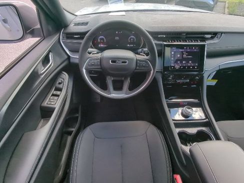 New 2026 Jeep Grand Cherokee Laredo X AWD/4WD image 7