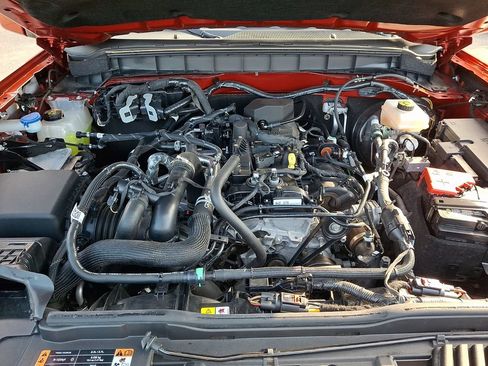 Used 2024 Ford Bronco Outer Banks AWD/4WD image 28