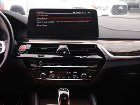 Used 2023 BMW M5 AWD/4WD image 26