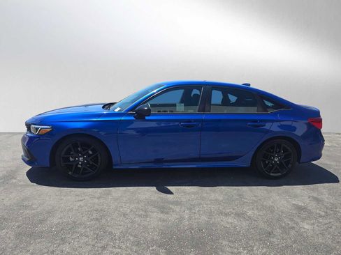 Used 2023 Honda Civic Sport image 6