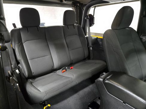 Used 2019 Jeep Wrangler Sport AWD/4WD image 45