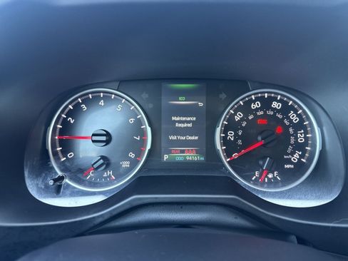 Used 2021 Toyota RAV4 LE FWD image 12