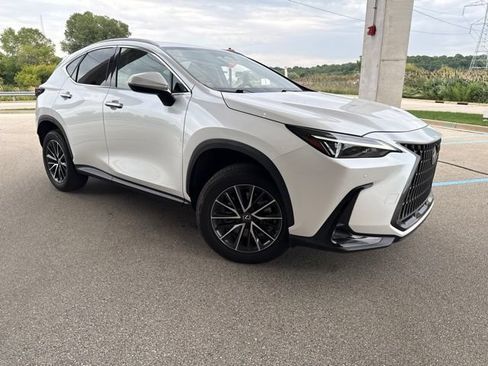 Used 2024 Lexus NX 350 AWD image 2