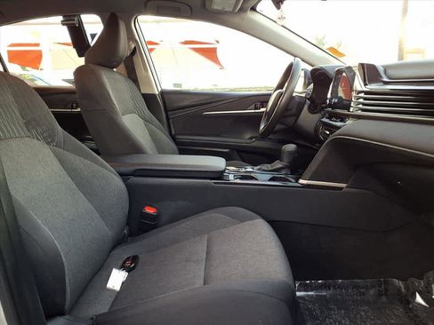 Used 2025 Toyota Camry LE image 22