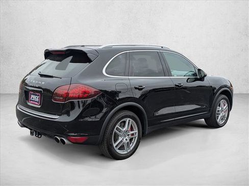 Used 2014 Porsche Cayenne Turbo AWD/4WD image 5