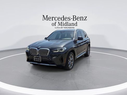 Used 2022 BMW X3 xDrive30i AWD/4WD image 4