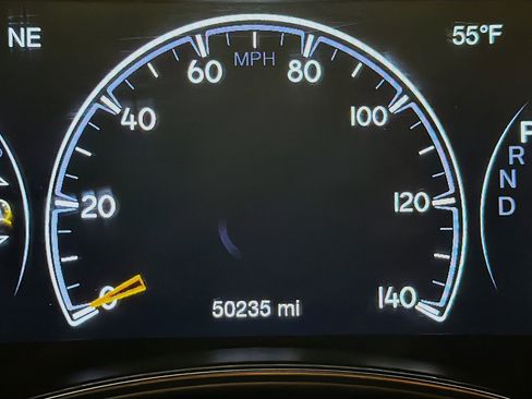 Used 2022 Jeep Grand Cherokee Laredo X image 19