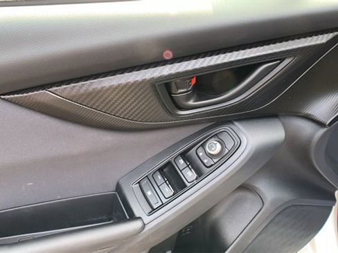 Used 2022 Subaru Crosstrek 2.0i Premium image 10