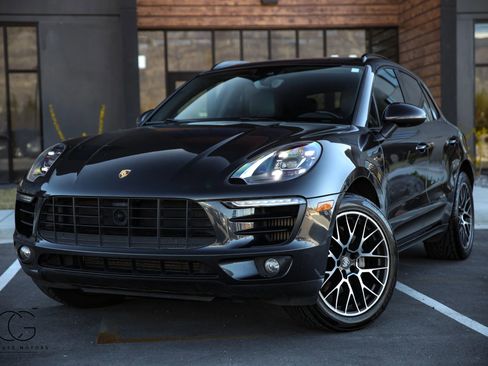 Used 2018 Porsche Macan S image 2