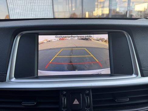 Used 2019 Kia Optima LX image 9